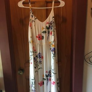 Old Navy floral dress